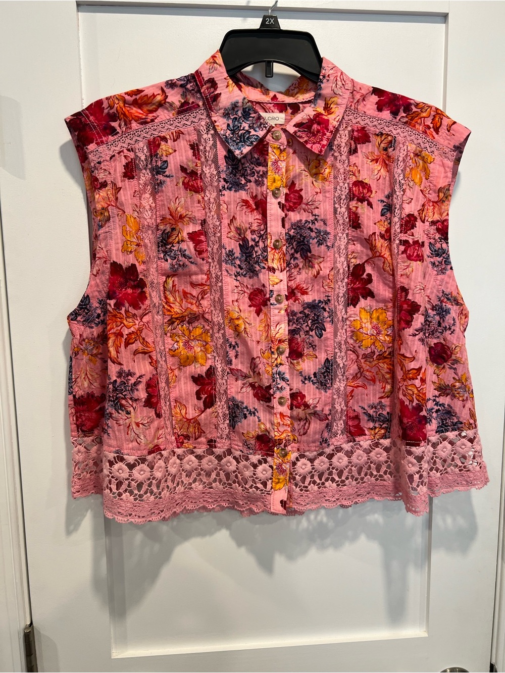 Pilcro Pink Floral Lace-Trim Sleeveless Blouse